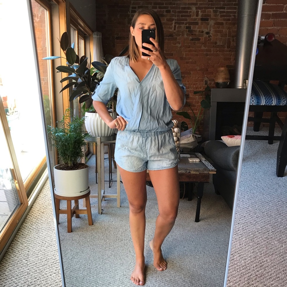 Cloth and stone Romper Sz Small